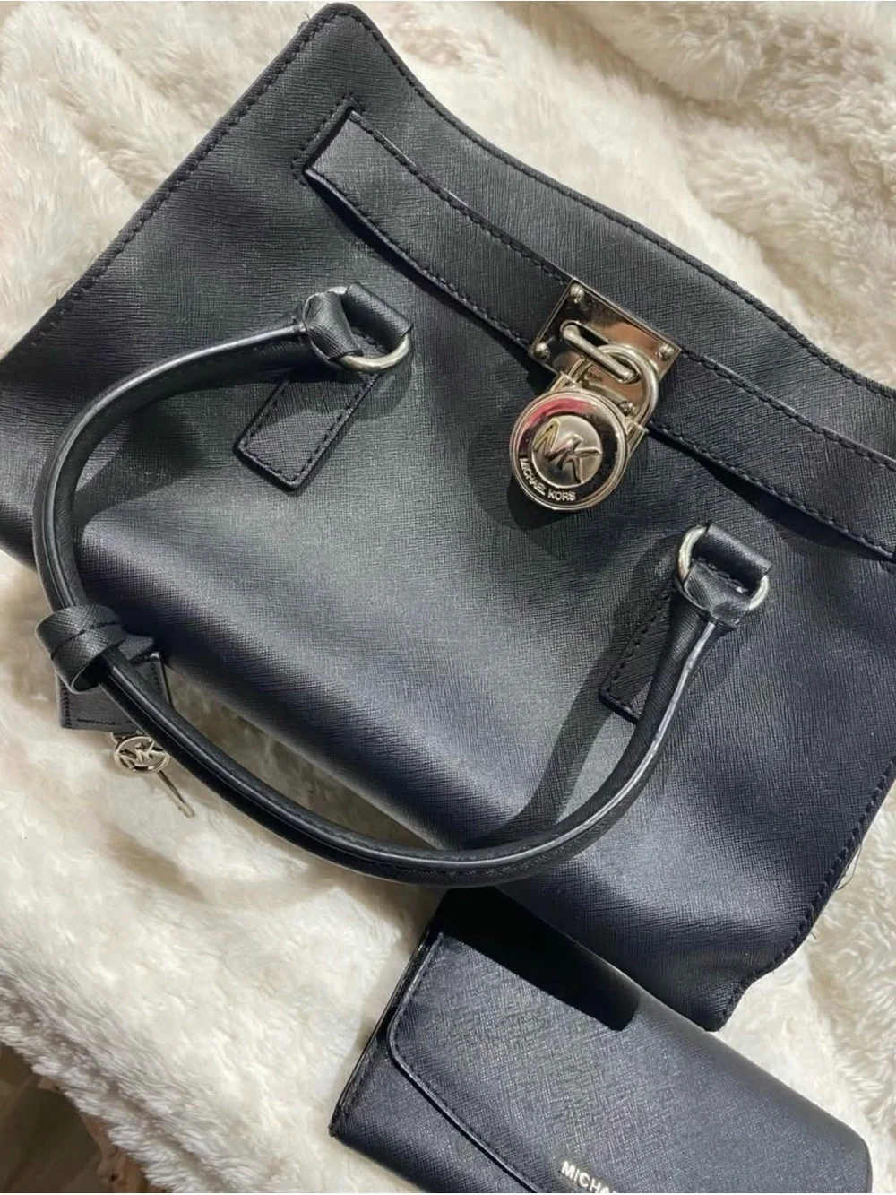 Michael Kors Black Saffiano Leather Hamilton Bag With matching wallet - Picture 1 of 7